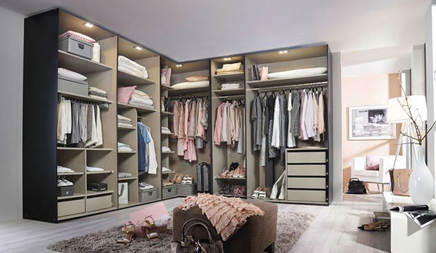 armoire-adaptee-dressing.jpg